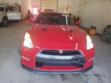Nissan GT-R 2015 Nissan GT-R 2015, GT-R Premium, od ubezpieczalni 3.8 Benzyna 570KM, zdjęcie 1