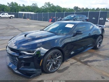 Chevrolet Camaro VI 2017 Chevrolet Camaro ZL1 2017 6.2l 6.2 Benzyna 650KM, zdjęcie 1