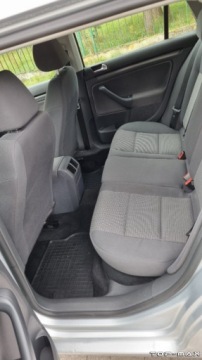 Volkswagen Golf VI 2009 Volkswagen Golf Oszczedny i trwaly 1.9 TDI 1.9 Diesel 105KM, zdjęcie 13