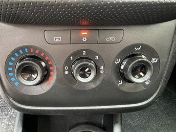 Fiat Punto Grande Punto Hatchback 5d 1.2 Start&amp;Stop 69KM 2011 Fiat Punto EVO EVO Wersja LOUNGE Tylko 141tyś KLIMA Zwykła Benzyna 1.2 2011, zdjęcie 11