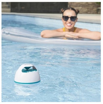 Głoścnik LED Pływający MUSIC WAVE z Bluetooth Światło LED Do Basenu IP67