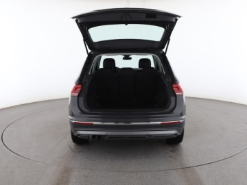 Volkswagen Tiguan II SUV 2.0 TDI 150KM 2019 Volkswagen Tiguan LED klima auto grzane fotele, zdjęcie 18