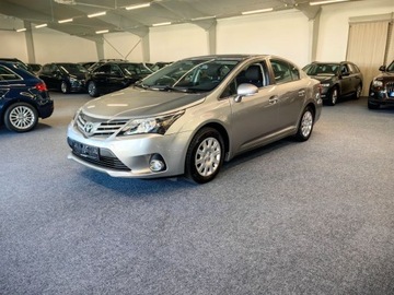 Toyota Avensis III Sedan Facelifting 1.8 Valvematic 147KM 2013 Toyota Avensis, 1.8 benzyna, 128 tyś km, Nawi, Kamera