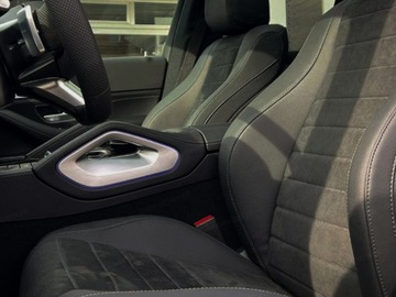 Mercedes GLE V167 SUV Facelifting 2.0 300d 269KM 2025 MERCEDES-BENZ GLE 300 d 4-Matic AMG Line 2.0 (269KM) 2025, zdjęcie 9