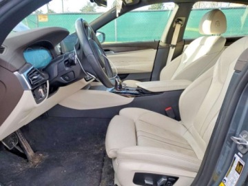 BMW Seria 6 G32 2019 BMW Seria 6 BMW serii 6 640i xDrive Gran Turismo z 2019 roku , od ubezpiec, zdjęcie 7