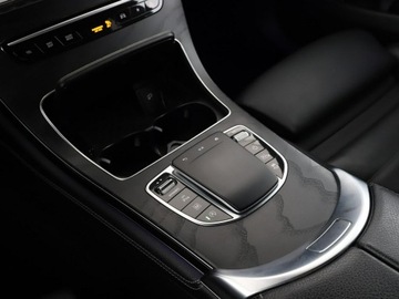 Mercedes Klasa E W213 2019 Mercedes GLC 300 4x4 automat full LED skóra navi, zdjęcie 31