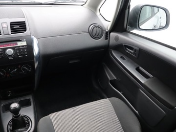 Fiat Sedici 1.6 16v 120KM 2009 Fiat Sedici 1.6, Salon Polska, 4X4, Klima, zdjęcie 7