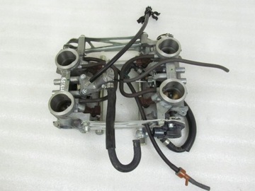 Комплект дроссельных заслонок + форсунки Honda VFR 800 F 15 лет