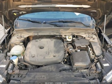 Volvo XC40 2021 Volvo XC 40 T5 Momentum 2021 2.0l 2.0 Benzyna 248KM, zdjęcie 9