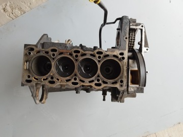 BLOK WAŁ KORBOWODY DÓŁ SILNIKA OPEL VECTRA C 2.2 DTI Y22DTR