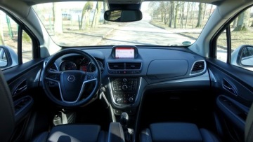 Opel Mokka I SUV 1.4 Turbo ECOTEC 140KM 2013 Mokka .. Xenon skrętny .. Grzana Kierownica i Fotele .. Serwisowany .. PDC, zdjęcie 10