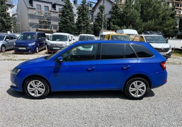 Skoda Fabia III Kombi Facelifting 1.0 TSI 95KM 2021 Skoda Fabia 1.0 TSI DSG Bogata wersja Gwarancja Salon PL FV23 Benzyna 95KM, zdjęcie 3