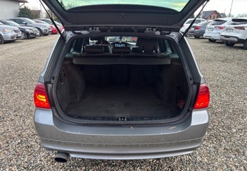 BMW Seria 3 E90-91-92-93 Touring E91 2.0 320d EfficientDynamics 163KM 2011 BMW Seria 3 2011r. 2.0 Diesel 163KM, zdjęcie 5