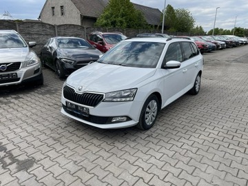 Skoda Fabia IV 1.0 TSI 95KM 2022 Škoda Fabia Skoda Fabia Klimatyzacja Książka