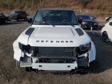 Land Rover Defender IV (L663) 2025 Land Rover Defender 130 X-Dynamic SE 2025 3.0l 3.0 Benzyna 395KM, zdjęcie 5