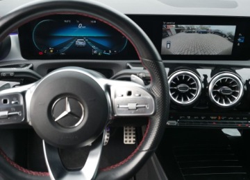Mercedes CLA C118/X118 2023 Mercedes CLA AMG Night Keyles Kamera ILS Carplay LKA Sam Parkuje 18 Ambient, zdjęcie 12