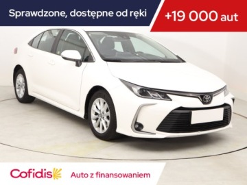 Toyota Corolla XII Sedan 1.5 VVT-i 125KM 2022 Toyota Corolla 1.5 VVT-i, Salon Polska