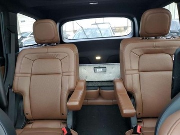 Lincoln Navigator III 2023 Lincoln Navigator 2023, silnik 3.0, 44, od ubezpieczyciela 3.0 Benzyna, zdjęcie 9