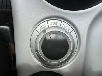 Mitsubishi Outlander II 2.0 DID DOHC 140KM 2008 Mitsubishi Outlander 4WD Xenony Skory Klimatyzacja Szyberdach Grzane Fotel, zdjęcie 10