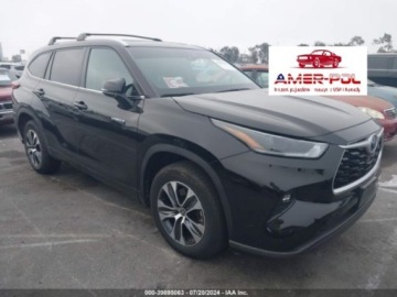 Toyota Highlander III 2021 Toyota Highlander Hybrid XLE, 2021r., 4x4, 2.5L 2.5 Hybryda 186KM