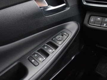 Hyundai Santa Fe IV SUV 2.0 CRDi 185KM 2020 Hyundai Santa Fe 2.0 CRDi, Salon Polska, zdjęcie 16