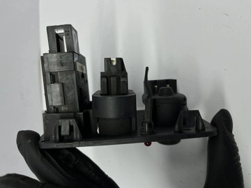 PANEL PŘEPÍNAČŮ RENAULT THALIA I 1.4 R6161S530