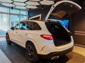 Mercedes GLC C254/X254 Coupe 2.0 200 204KM 2026 MERCEDES-BENZ GLC 200 4-Matic AMG Line Suv 204KM 2026, zdjęcie 2