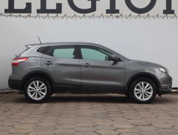 Nissan Qashqai II Crossover 1.2 DIG-T 115KM 2016 Nissan Qashqai 1.2 DIG-T, Salon Polska, zdjęcie 5