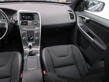 Volvo XC60 I SUV Facelifting 2.0 D4 DRIVE-E 181KM 2014 Volvo XC60 D4, 178 KM, Skóra, Klima, Klimatronic, zdjęcie 7