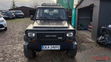 Daihatsu Rocky II Soft Top 2.8 TD 102KM 1993 Daihatsu Rocky 2.8tdi 4x4 bardzo ladny stan rama zdrowa napedy sprawne sz, zdjęcie 3