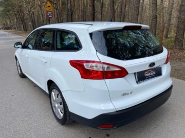 Ford Focus III Kombi 1.6 Duratec 105KM 2012 Ford Focus Ford Focus 1.6b Kombi Klimatyzacja Bez Korozji Super Stan 1.6, zdjęcie 3