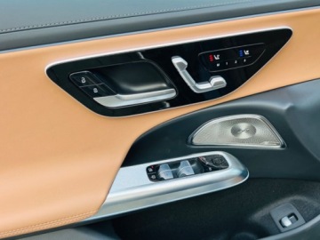 Mercedes Klasa E W214 Sedan 2.0 220d 197KM 2026 E Klasa 220 d 4-Matic AMG 2.0 (197KM) 2026, zdjęcie 9