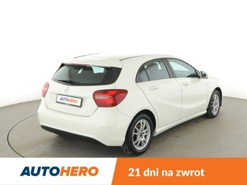 Mercedes Klasa A W176 Hatchback 5d Facelifting 180 122KM 2016 Mercedes A 180 full LED navi grzane fotele, zdjęcie 6