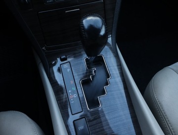 Toyota Avensis III Sedan Facelifting 2.0 Valvematic 152KM 2012 Toyota Avensis 2.0 Valvematic, Salon Polska, zdjęcie 16