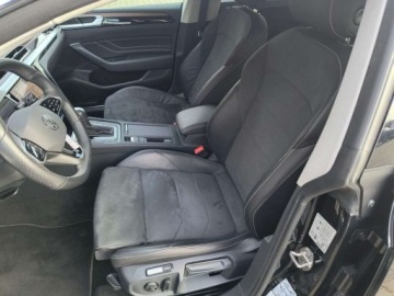 Volkswagen Arteon Fastback Facelifting 2.0 TDI 200KM 2022 Volkswagen Arteon Shooting Brake 4 Motion ASO 2.0TDI 200KM head-up LED kam, zdjęcie 10