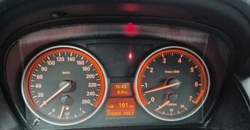 BMW X1 E84 Crossover sDrive18i 150KM 2010 BMW X1 Zarejestrowany bogata opcja super stan 2 kpl opon 2.0 Benzyna 150KM, zdjęcie 27