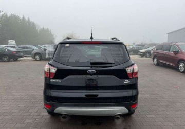 Ford Escape III 2018 Ford Escape 2018 Ford Escape 1.5l 4x4 - w Polsce oplatach i akcyzie Faktura, zdjęcie 6