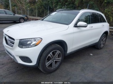Mercedes GLC C253 2019 Mercedes-Benz GLC 2019r., 4MATIC, od ubezpieczalni 2.0 Benzyna 241KM, zdjęcie 2