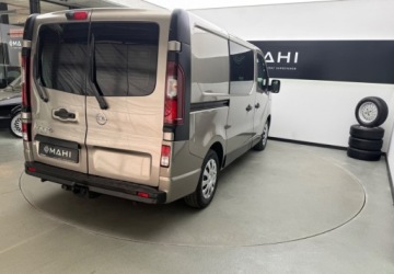 Opel Vivaro B Furgon Long H1 2,9t 1.6 BiTurbo 120KM 2015 Opel Vivaro Holenderka Navi Klima Hak Zamiana Raty Gwarancja 1.6 Diesel, zdjęcie 9