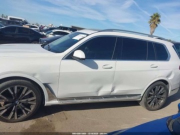 BMW X7 2019 BMW X7 2019 BMW X7 XDRIVE50I 4.4 Benzyna 456KM, zdjęcie 6