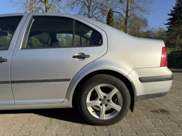 Volkswagen Bora Sedan 1.6 16V 105KM 2003 Volkswagen Bora Manual | Krajowy| Po rozrządzie |, zdjęcie 19