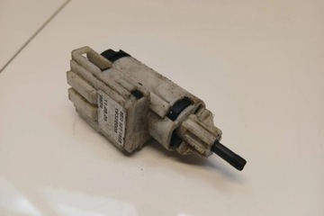 SENZOR PEDÁLU SPOJKY VW TRANSPORTER V (T5) FURGON 8E0927189B 1.9L DIESEL