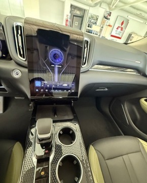 Hongqi HS3 1.5T 169KM 2025 Hongqi HS3 1.5T FWD 156KM Leasing od 101 ubezpieczenie za 1 zl 1.5 169KM, zdjęcie 13