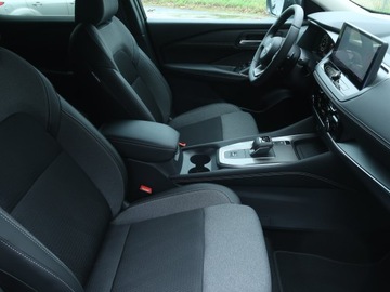 Nissan Qashqai III Crossover 1.3 DIG-T MHEV 158KM 2024 Nissan Qashqai 1.3 DIG-T MHEV, 1. Właściciel, zdjęcie 8