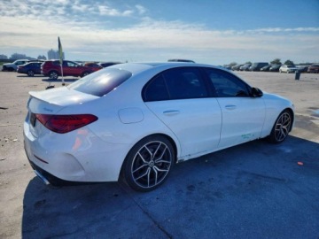 Mercedes Klasa C W206 2022 Mercedes-Benz Klasa C 300 4Matic 2022 2.0 Benzyna 255KM, zdjęcie 3