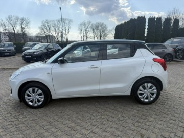 Suzuki Swift VI Hatchback 1.2 DualJet 90KM 2017 Suzuki Swift 1,2 benzyna 90KM, zdjęcie 15