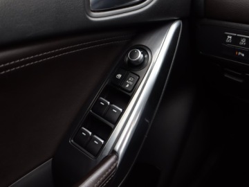 Mazda 6 III Kombi Facelifting 2016 2.2 SKYACTIV-D I-ELOOP 175KM 2017 Mazda 6 2.2 Skyactiv-D, Salon Polska, Serwis ASO, zdjęcie 16