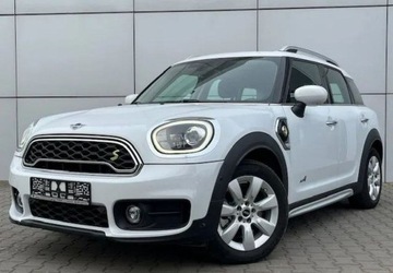 Mini Countryman F60 2020 MINI Countryman 4x4 Sport Plug-In Automat Navi PDC Ambiente FV23