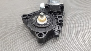 82450-2R000 MOTOREK SKEL LEVÝ PŘEDNÍ HYUNDAI I30 1.6CRDI