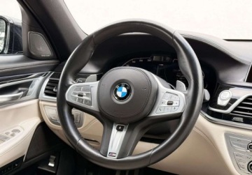 BMW Seria 7 G11-G12 Sedan Facelifting 4.4 750i 530KM 2021 BMW Seria 7 I wlasciciel M Sport Salon PL Laser Bezwypadkowy FVAT23, zdjęcie 18